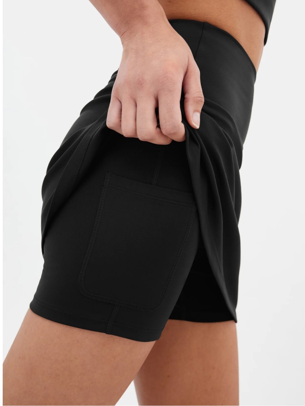 Girlfriend collective black skort in XS - Picture 4 of 4